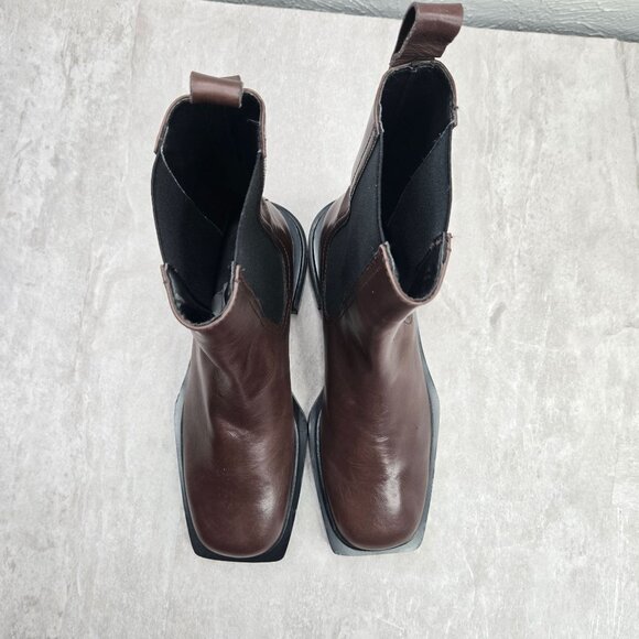 Zara Chelsea Boots Sz 7.5 Dark Brown Leather Preppy Pull On Ankle Booties - Picture 2 of 12
